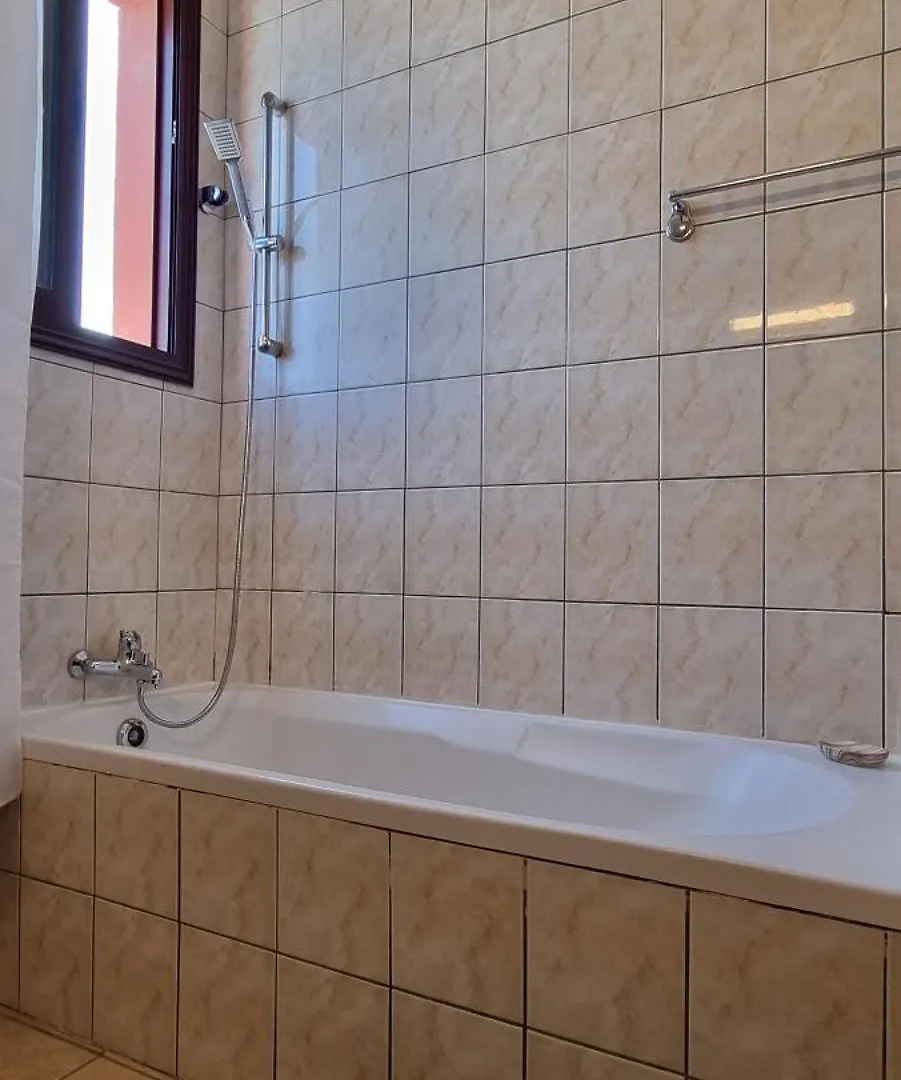 The Cozy Home Stay In Larnaca